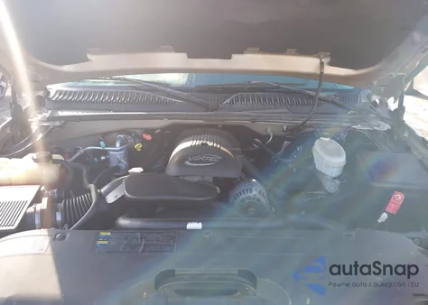 2004 Chevrolet Silverado 1500 Z71 из США, поврежденный, VIN 1GCEK19T94E226114